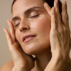 Melan Txa Contorno de Ojos